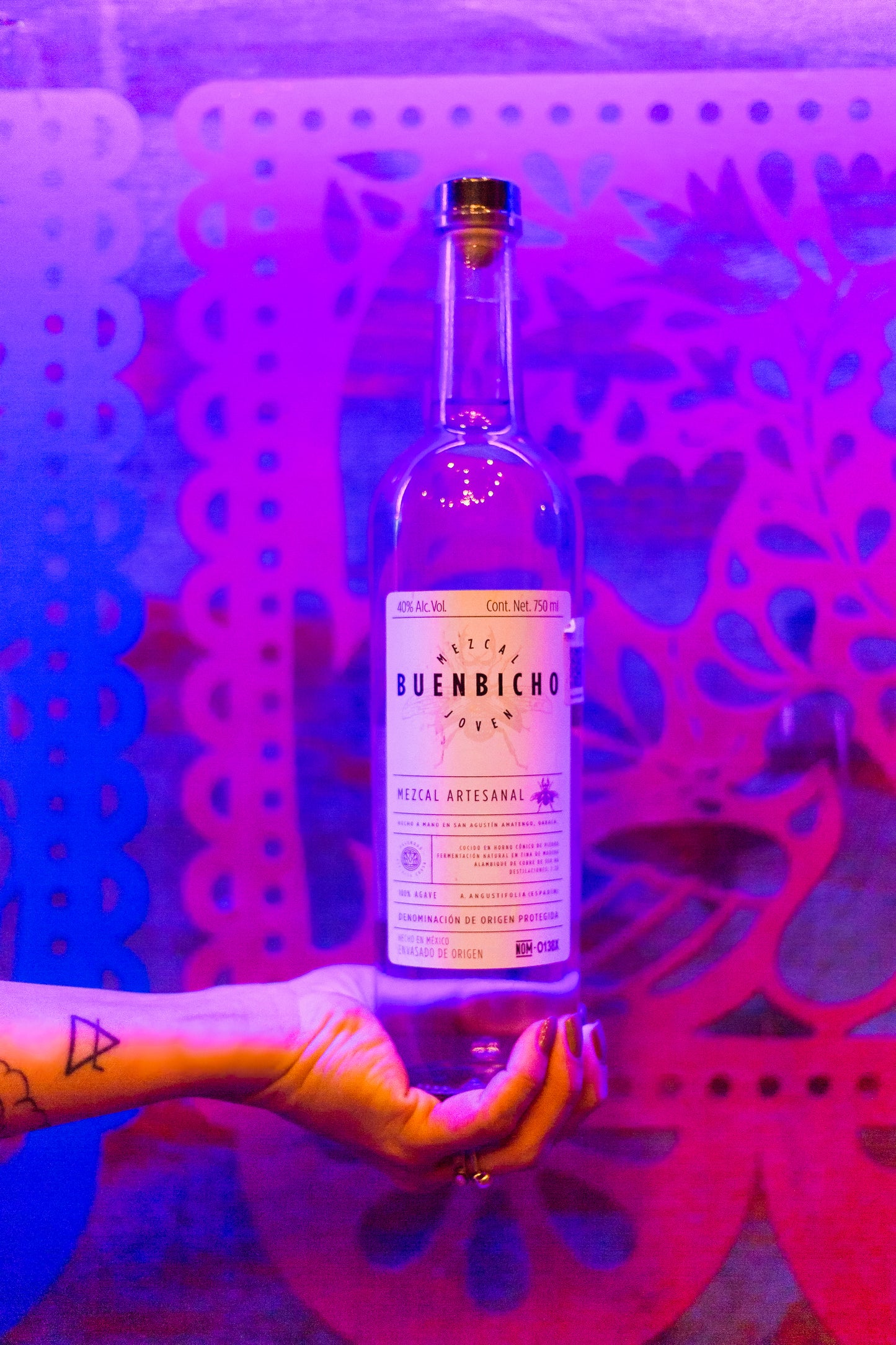 BUEN BICHO JOVEN MEZCAL