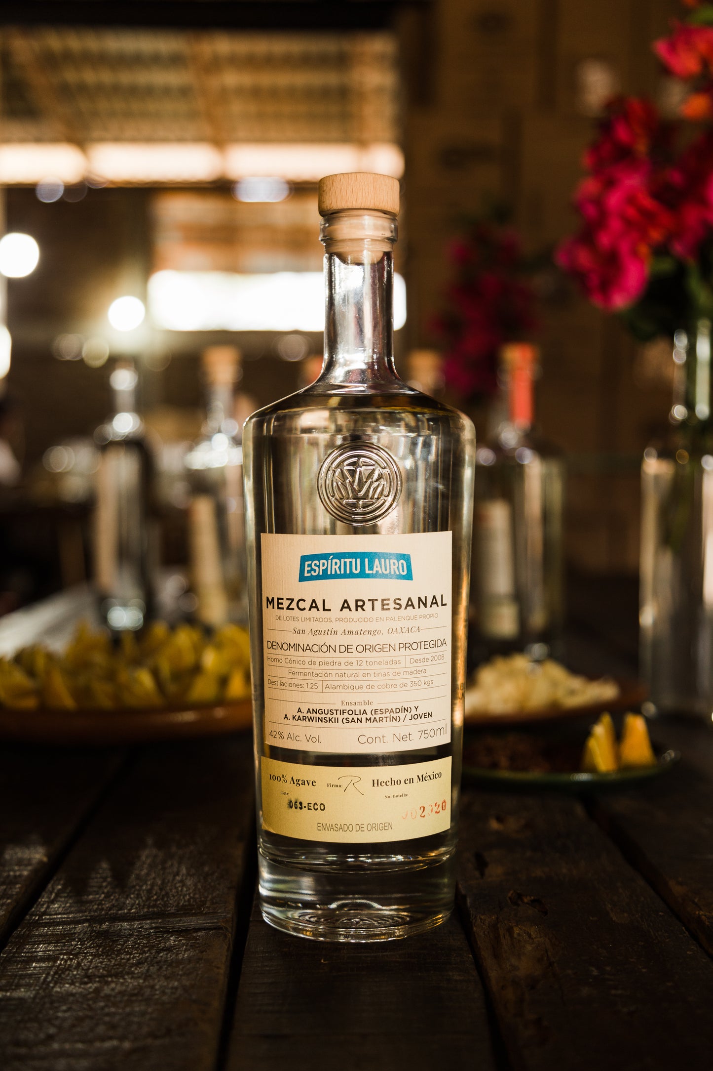 ESPÍRITU LAURO JOVEN MEZCAL